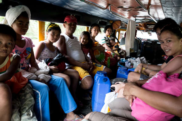 Jeepney en famille